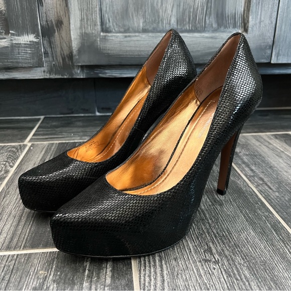 BCBGeneration Black Leather Heels - Picture 2 of 9